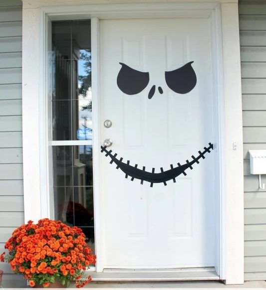 halloween door decorating contest