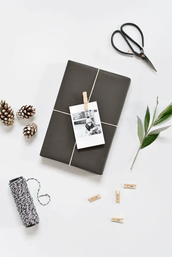 beautiful christmas gift wrapping Clean and minimalist wrapping paper