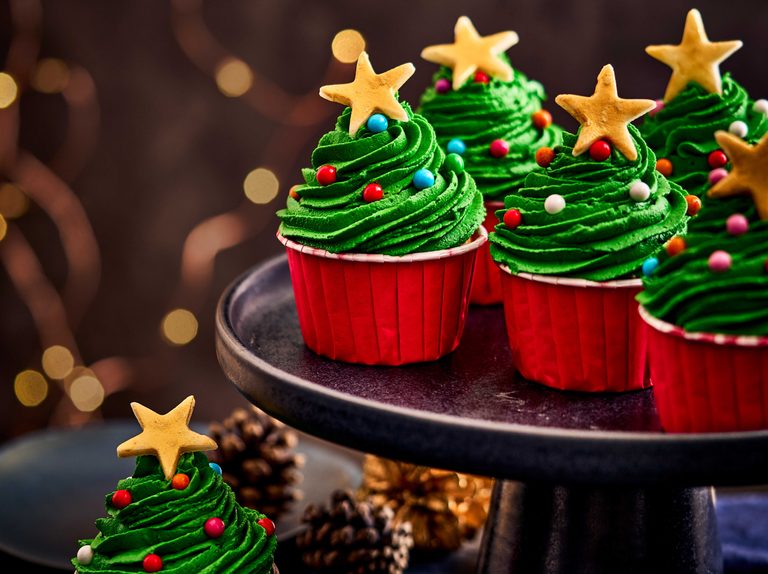 Decorated Cupcakes best consumable christmas gifts