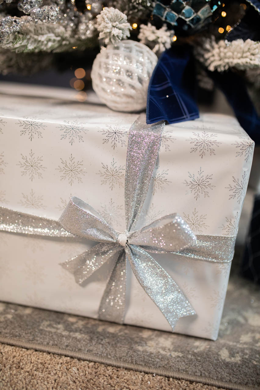 luxury Christmas gift wrapping ideas 