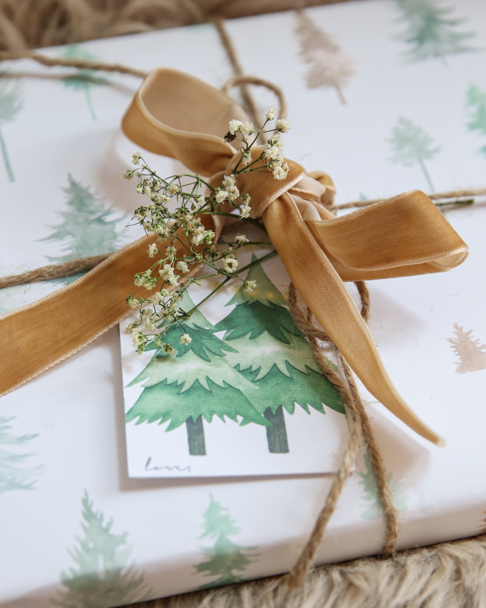 Heritage-Inspired Accents  classy gift wrapping ideas