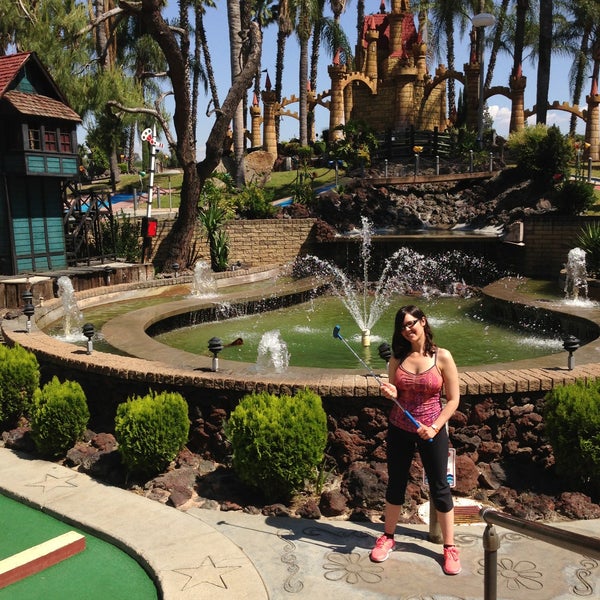 castle park mini golf