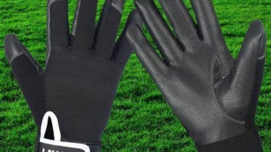 Ultimate frisbee gloves