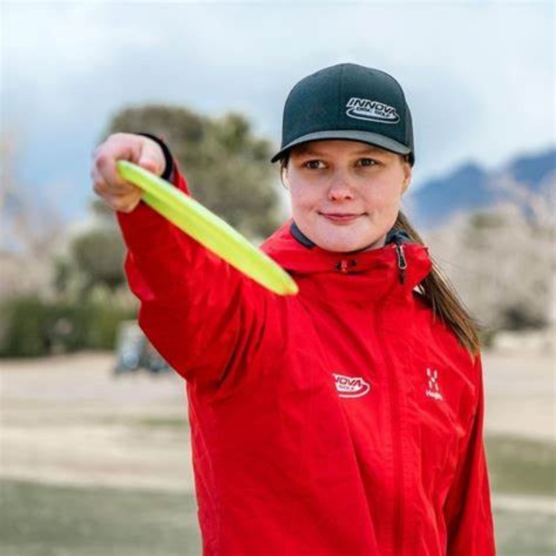 Backhand frisbee throw